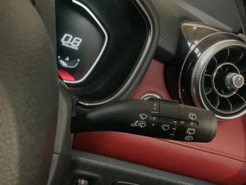 MG MG HS 1.5 T-GDI Exclusive SUV 5dr Petrol DCT Euro 6 (s/s) (162 ps)