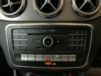 MERCEDES-BENZ GLA 1.6 GLA200 AMG Line (Executive) SUV 5dr Petrol 7G-DCT Euro 6 (s/