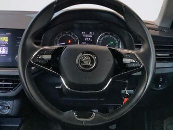 SKODA KAMIQ 1.0 TSI SE SUV 5dr Petrol DSG Euro 6 (s/s) (110 ps)