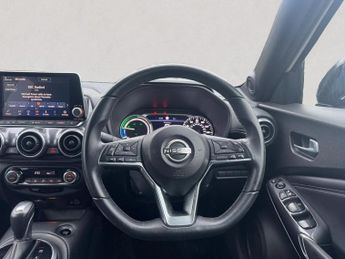 NISSAN JUKE 1.6 N-Connecta SUV 5dr Petrol Hybrid Auto Euro 6 (143 ps)
