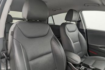 HYUNDAI IONIQ 38.3kWh Premium SE Hatchback 5dr Electric Auto (136 ps)