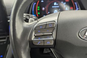 HYUNDAI IONIQ 38.3kWh Premium SE Hatchback 5dr Electric Auto (136 ps)