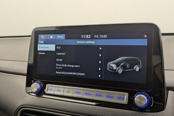HYUNDAI KONA 64kWh Premium SE SUV 5dr Electric Auto (7kW Charger) (204 ps)