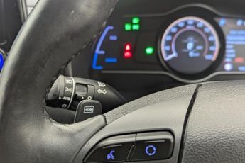 HYUNDAI KONA 64kWh Premium SE SUV 5dr Electric Auto (7kW Charger) (204 ps)