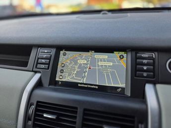 LAND ROVER DISCOVERY SPORT 2.0 TD4 SE Tech SUV 5dr Diesel Auto 4WD Euro 6 (s/s) (180 ps)