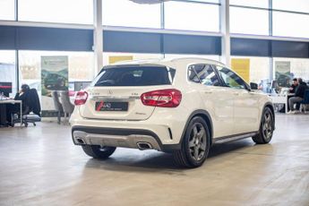 MERCEDES-BENZ GLA 2.1 GLA220 CDI AMG Line SUV 5dr Diesel 7G-DCT 4MATIC Euro 6 (s/s