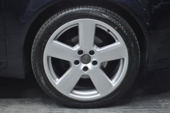 AUDI A4 2.0 TDI S line Saloon 4dr Diesel CVT (165 g/km, 138 bhp)