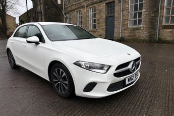 MERCEDES-BENZ A-CLASS 2.0 A180d SE Hatchback 5dr Diesel 8G-DCT Euro 6 (s/s) (116 ps) R