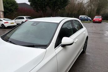 MERCEDES-BENZ A-CLASS 2.0 A180d SE Hatchback 5dr Diesel 8G-DCT Euro 6 (s/s) (116 ps) R