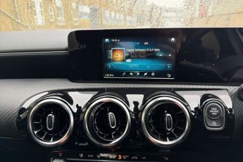 MERCEDES-BENZ A-CLASS 2.0 A180d SE Hatchback 5dr Diesel 8G-DCT Euro 6 (s/s) (116 ps) R