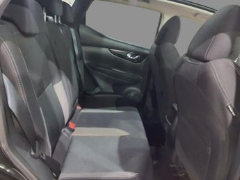 NISSAN QASHQAI 1.3 DIG-T N-Connecta SUV 5dr Petrol DCT Auto Euro 6 (s/s) (160 p