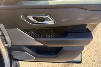 LAND ROVER RANGE ROVER VELAR 3.0 D300 R-Dynamic HSE SUV 5dr Diesel Auto 4WD Euro 6 (s/s) (300