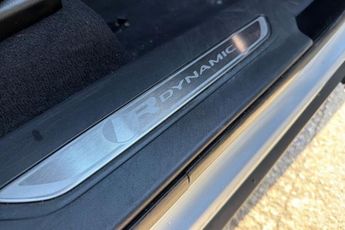 LAND ROVER RANGE ROVER VELAR 3.0 D300 R-Dynamic HSE SUV 5dr Diesel Auto 4WD Euro 6 (s/s) (300