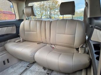 TOYOTA ALPHARD  E FOUR PETROL HYBRID 2.4L