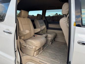 TOYOTA ALPHARD  E FOUR PETROL HYBRID 2.4L