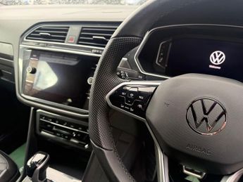 VOLKSWAGEN TIGUAN 1.5 TSI R-Line SUV 5dr Petrol DSG Euro 6-2 OWNER CAR-20" ALLOYS-