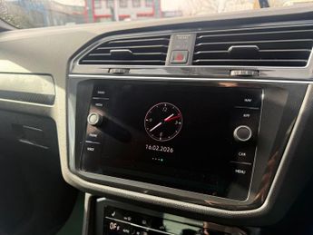 VOLKSWAGEN TIGUAN 1.5 TSI R-Line SUV 5dr Petrol DSG Euro 6-2 OWNER CAR-20" ALLOYS-