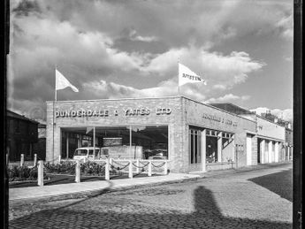 VOLKSWAGEN TIGUAN 2.0 TDI SEL SUV 5dr Diesel DSG Euro 6 (s/s) (150 ps)