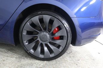 TESLA Model 3 (Dual Motor) Performance Auto 4WDE 4dr (Performance Upgrade)