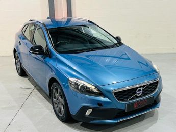Volvo V40 2.0 D2 Lux Hatchback 5dr Diesel Manual Euro 6 (s/s) (120 ps)