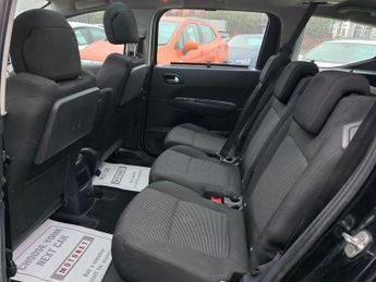 PEUGEOT 5008 1.6 HDi Sport MPV 5dr Diesel AUTOMATIC Euro 4 (110 bhp)