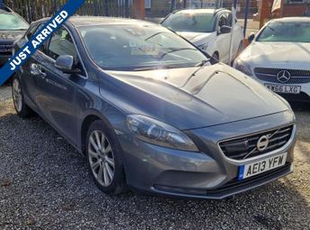 Volvo V40 2.0 D3 SE Lux Nav Hatchback 5dr Diesel Geartronic Euro 5 (s/s) (