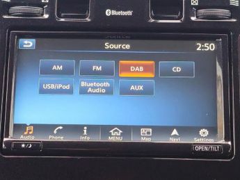 NISSAN LEAF 30kWh Acenta Hatchback 5dr Electric Auto (109 bhp)