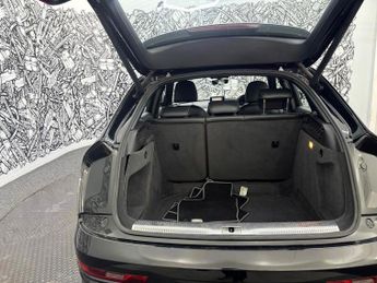 AUDI Q3 1.4 TFSI CoD S line SUV 5dr Petrol S Tronic Euro 6 (s/s) (Nav) (