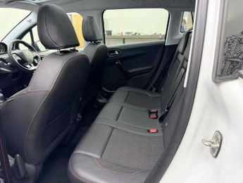 PEUGEOT 2008 1.2 PureTech GT Line SUV 5dr Petrol EAT Euro 6 (s/s) (110 ps)