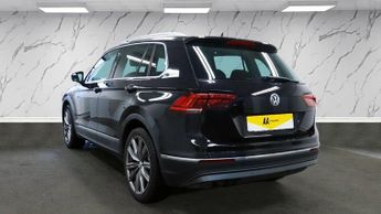 VOLKSWAGEN TIGUAN 2.0 TDI BlueMotion Tech SEL SUV 5dr Diesel DSG 4Motion Euro 6 (s