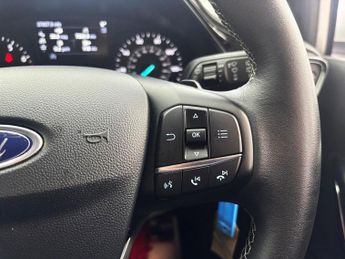 FORD FIESTA 1.0T EcoBoost Zetec Hatchback 5dr Petrol Auto Euro 6 (s/s) (100 
