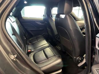 JAGUAR F-PACE 2.0 D180 R-Sport SUV 5dr Diesel Auto AWD Euro 6 (s/s) (180 ps)