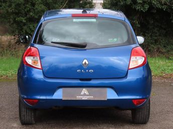 RENAULT CLIO 1.2 Dynamique TomTom Hatchback 3dr Petrol Manual Euro 5 (75 ps)