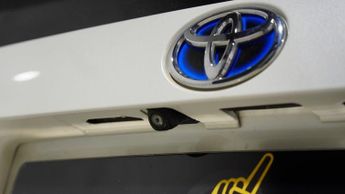 TOYOTA PRIUS 1.8 VVT-h Business Edition Plus Hatchback 5dr Petrol Hybrid CVT 