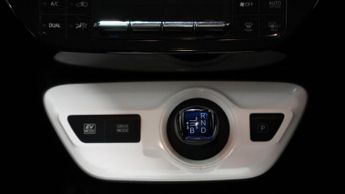 TOYOTA PRIUS 1.8 VVT-h Business Edition Plus Hatchback 5dr Petrol Hybrid CVT 