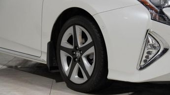 TOYOTA PRIUS 1.8 VVT-h Business Edition Plus Hatchback 5dr Petrol Hybrid CVT 