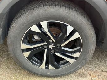 PEUGEOT 2008 1.2 PureTech GT SUV 5dr Petrol Manual Euro 6 (s/s) (130 ps)