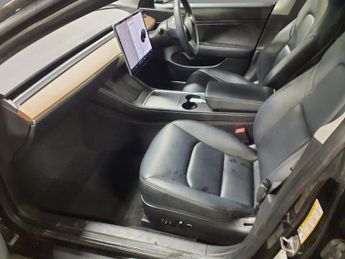 TESLA Model 3 (Dual Motor) Long Range Saloon 4dr Electric Auto 4WDE (346 ps)