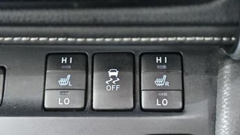 TOYOTA AURIS 1.8 VVT-h Excel Hatchback 5dr Petrol Hybrid CVT Euro 6 (s/s) (13