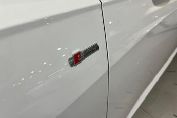 AUDI A6 AVANT 2.0 TFSI 45 Black Edition Estate 5dr Petrol S Tronic quattro Eur