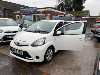 Toyota AYGO 1.0 VVT-i Move Hatchback 5dr Petrol MultiMode Euro 5 (68 ps)