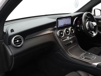 MERCEDES-BENZ GLC 2.0 GLC220d AMG Line SUV 5dr Diesel G-Tronic+ 4MATIC Euro 6 (s/s