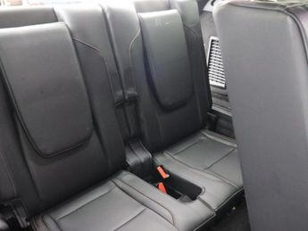 LAND ROVER DISCOVERY SPORT 2.0 D165 MHEV R-Dynamic S Plus SUV 5dr Diesel Auto 4WD Euro 6 (s