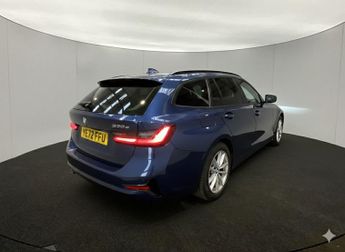 BMW 3 SERIES 2.0 330e 12kWh SE Pro Touring 5dr Petrol Plug-in Hybrid Auto xDr