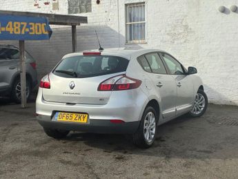 RENAULT MEGANE 1.5 dCi Dynamique Nav Hatchback 5dr Diesel Manual Euro 6 (s/s) (
