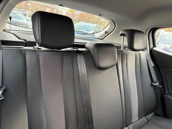 RENAULT MEGANE 1.5 dCi Dynamique Nav Hatchback 5dr Diesel Manual Euro 6 (s/s) (