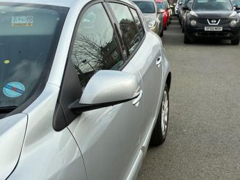 RENAULT MEGANE 1.5 dCi Dynamique Nav Hatchback 5dr Diesel Manual Euro 6 (s/s) (