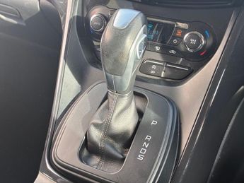 FORD KUGA 2.0 TDCi Titanium SUV 5dr Diesel Powershift AWD Euro 6 (s/s) (18