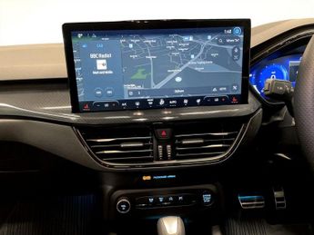 FORD FOCUS 1.0T EcoBoost MHEV ST-Line X Hatchback 5dr Petrol Hybrid DCT Eur