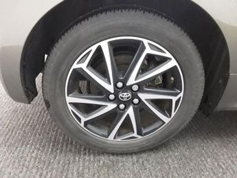 TOYOTA YARIS 1.5 VVT-h Design Hatchback 5dr Petrol Hybrid E-CVT Euro 6 (s/s) 